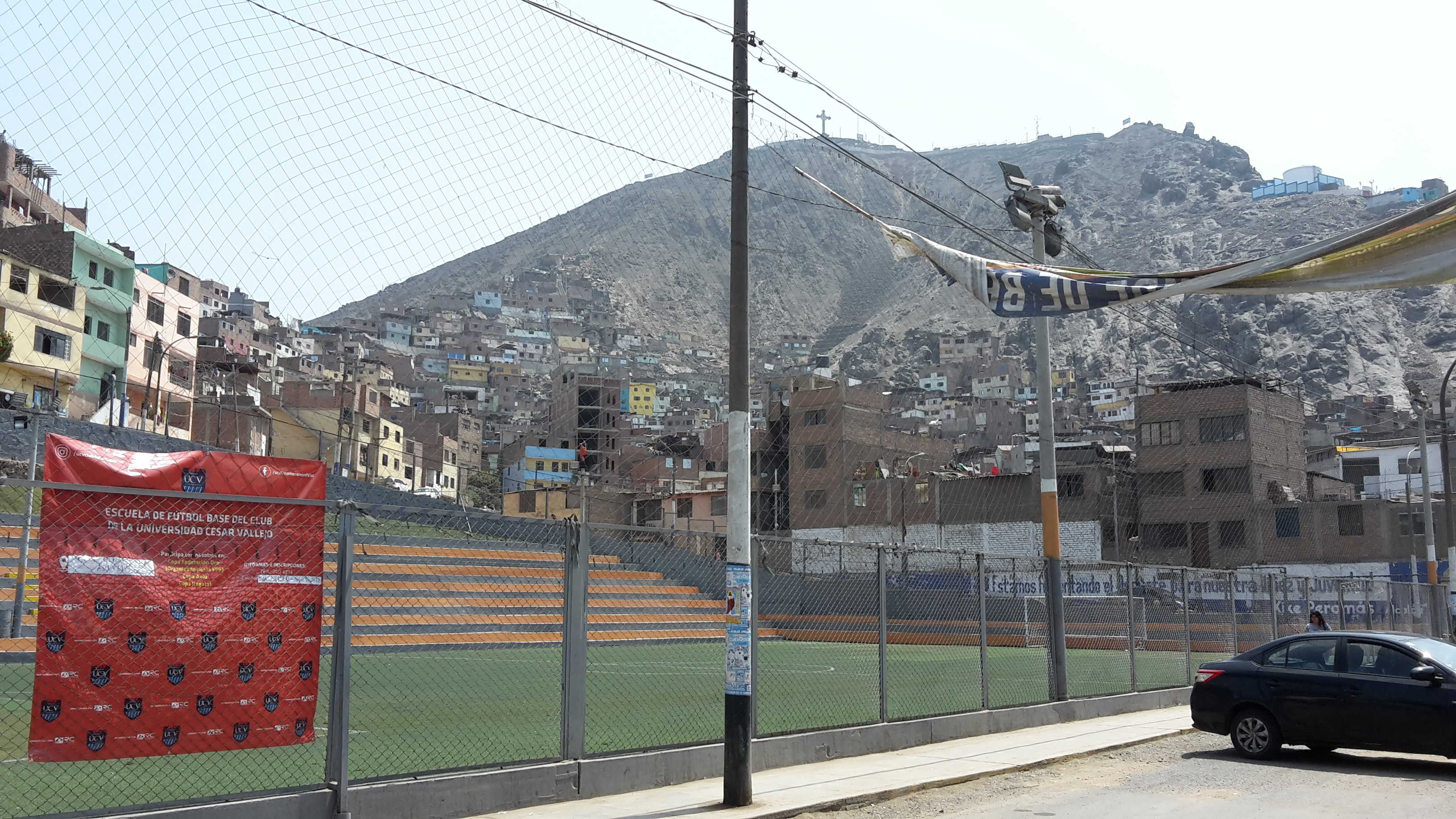 Lima Armenviertel am Berg2
