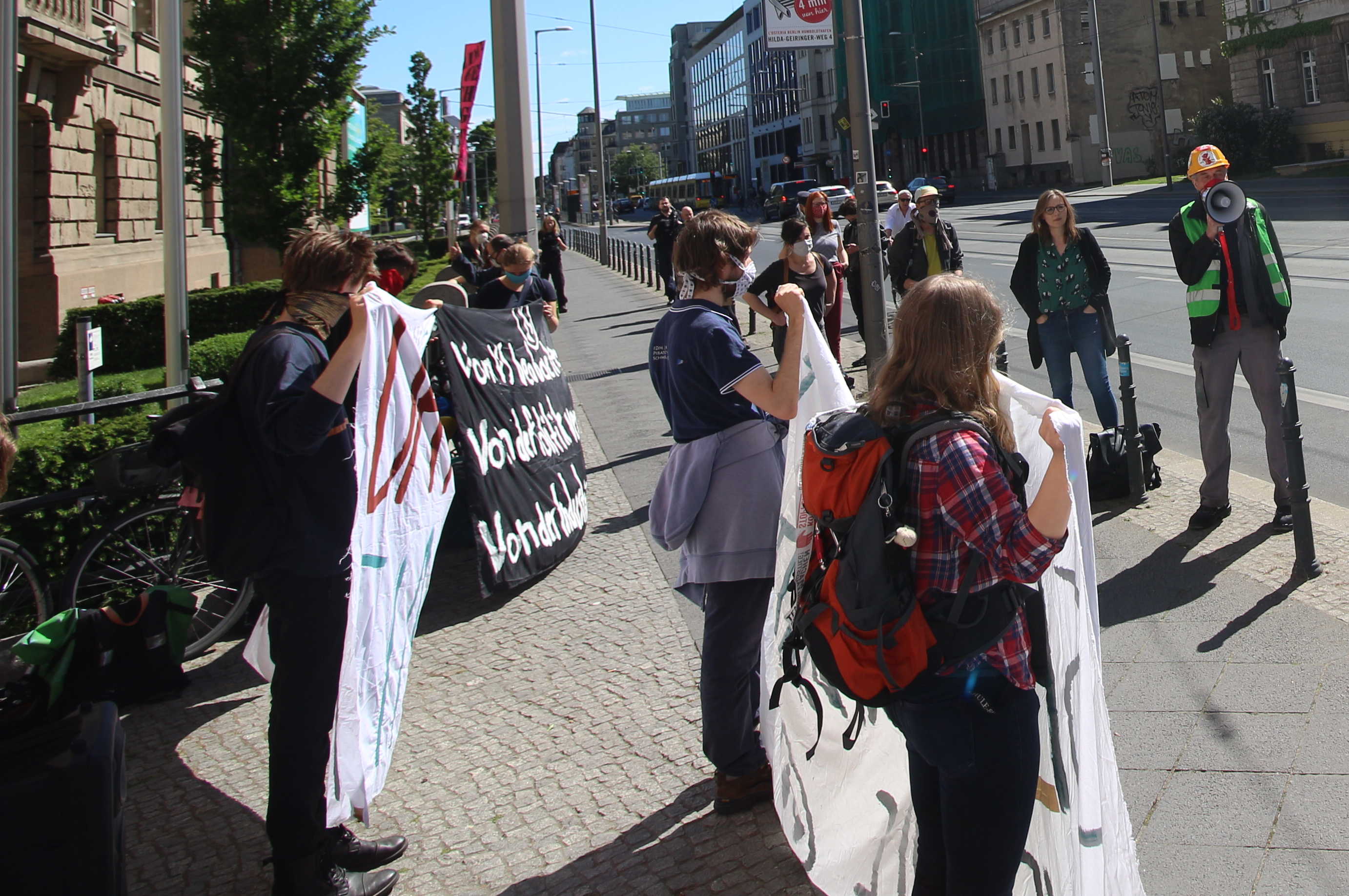UNIPER HV Protest 20.5.2020 gegen Datteln4 vor WiMi Berlin17 klein